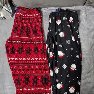 Apt. 9 Festive Red and Black Leggings Set